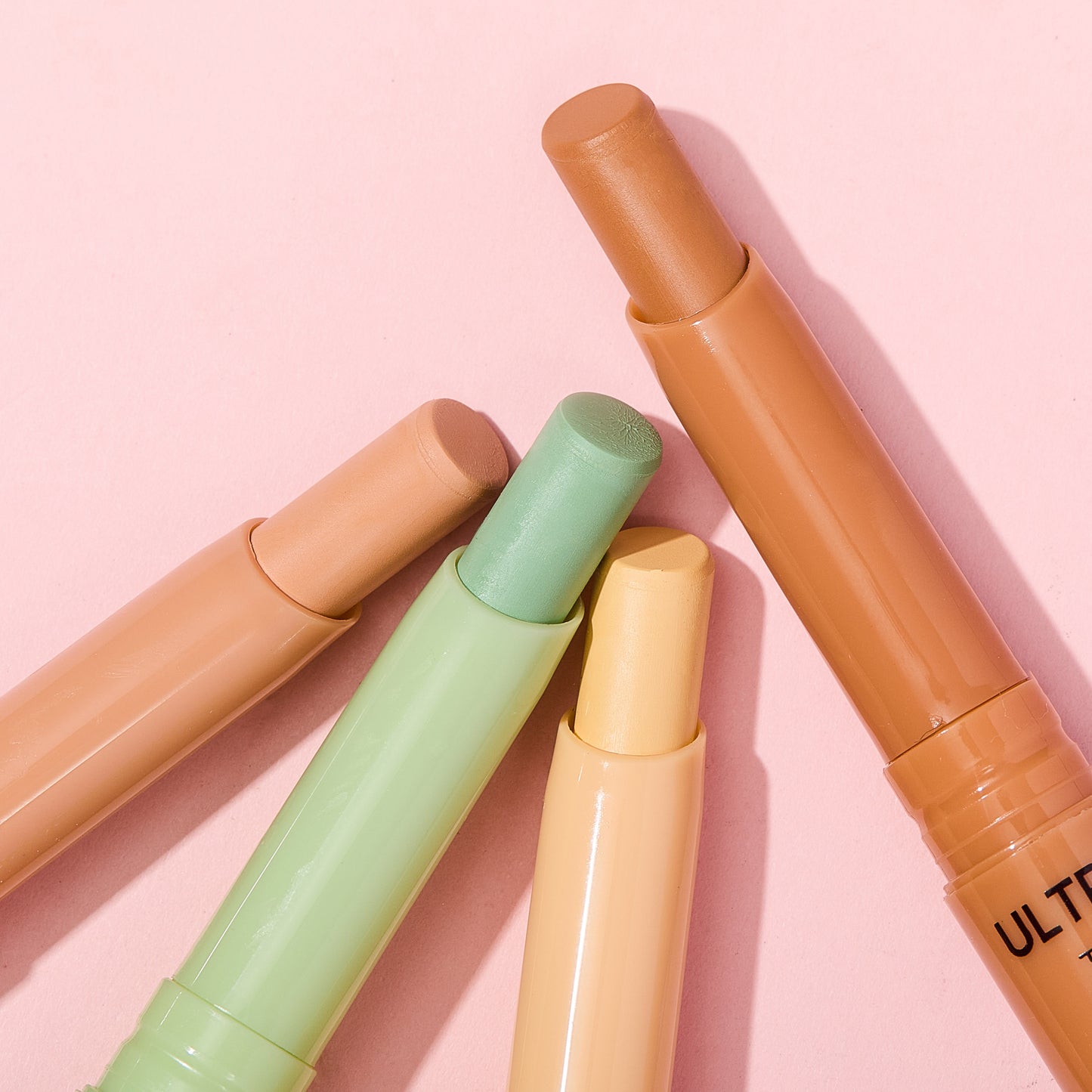 ULTRAMO UAMO 12 Colors Concealer in Long Tube WE046